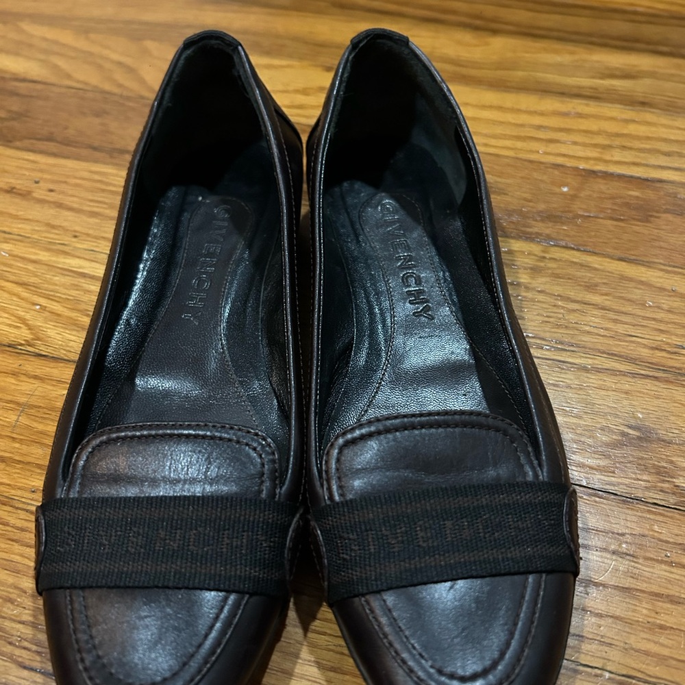 DESIGNER flats!! - Picture 2 of 5